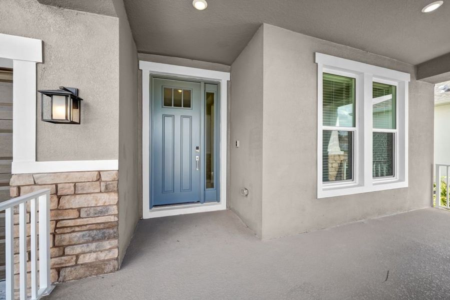 Exterior details and patio area of a home in Veranda Oaks, Port St. Lucie (Image 27).