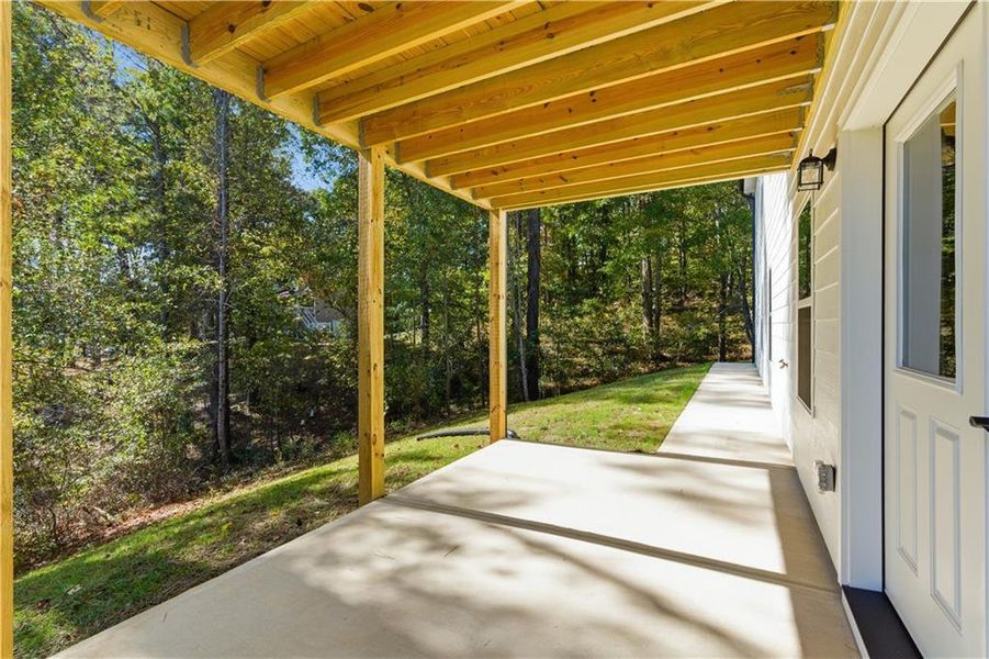 Exterior details and patio area of a home in , Dallas (Image 32).
