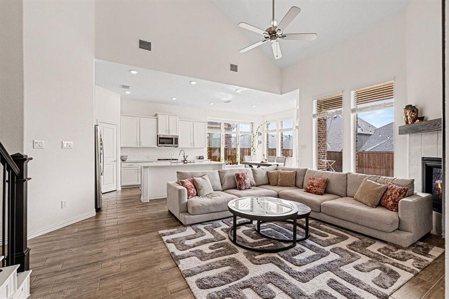 Furnished interior view inside a new home in Wildflower Ranch, Fort Worth (Image 31).