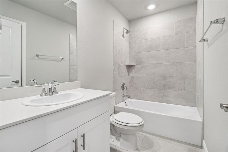 Photo is not of the actual home, but is an inspirational photo of builder’s model home and may depict options, furnishings, and/or decorator features that are not included. Photo is not of the actual home, but is an inspirational photo of builder’s model home and may depict options, furnishings, and/or decorator features that are not included.