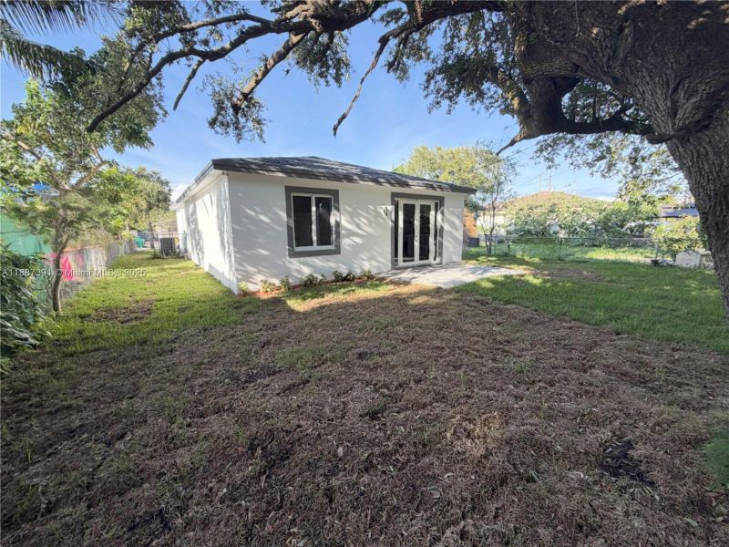 Exterior details and patio area of a home in , Dania Beach (Image 25). Exterior details and patio area of a home in , Dania Beach (Image 25).