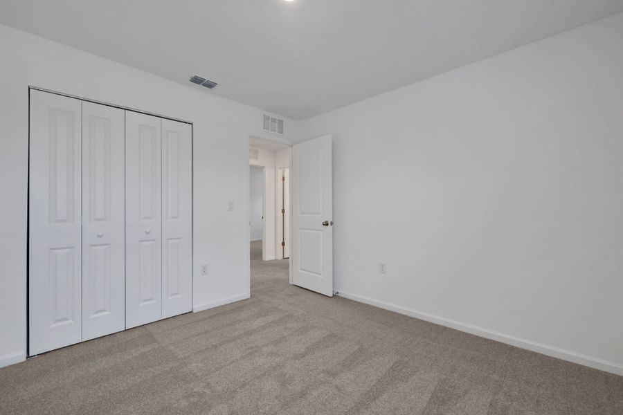 1,975sf New Home in Jacksonville, FL. - Slide 32 1,975sf New Home in Jacksonville, FL. - Slide 32