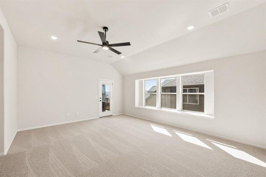 Spacious, unfurnished interior of a new home in Sunset Ridge, Alvarado (Image 21). Spacious, unfurnished interior of a new home in Sunset Ridge, Alvarado (Image 21).