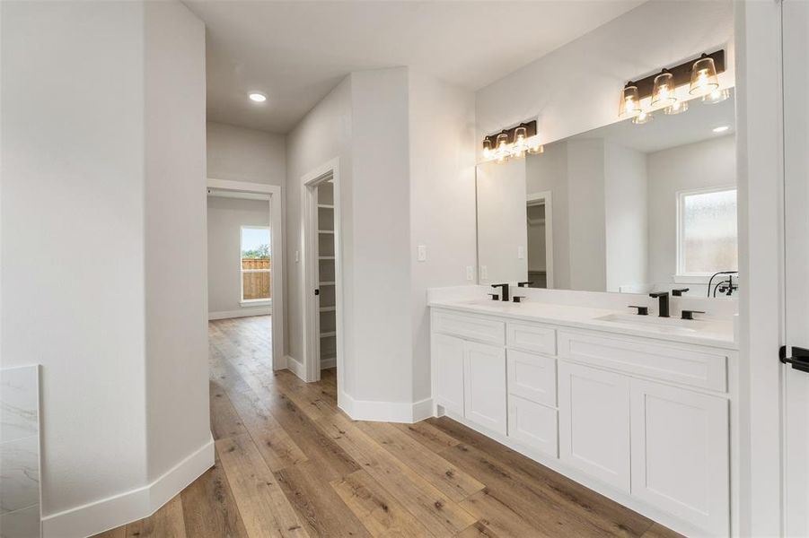 Furnished interior view inside a new home in , Mabank (Image 7).