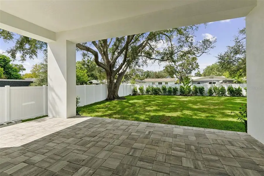 Exterior details and patio area of a home in Wyoming Estates, Tampa (Image 3). Exterior details and patio area of a home in Wyoming Estates, Tampa (Image 3).