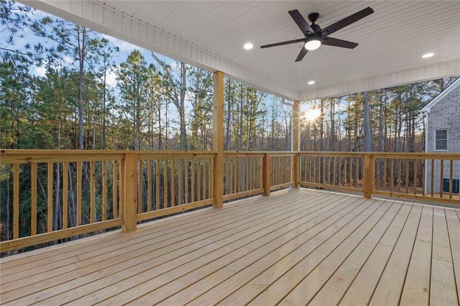 Exterior details and patio area of a home in , Fairburn (Image 26).