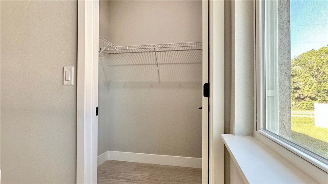 Spacious, unfurnished interior of a new home in , Poinciana (Image 35).