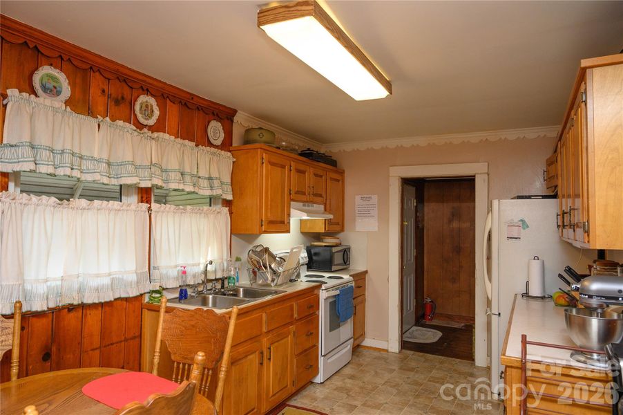 Furnished interior view inside a new home in , Chester (Image 7).