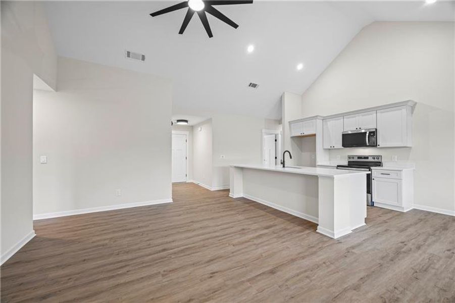 Image 33 of a home in . Image 33 of a home in .