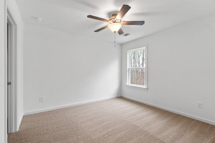 Spacious, unfurnished interior of a new home in , Athens (Image 44).