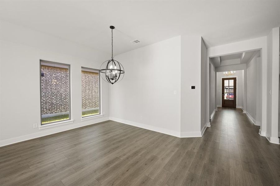 478 Red Maple- Dining-1