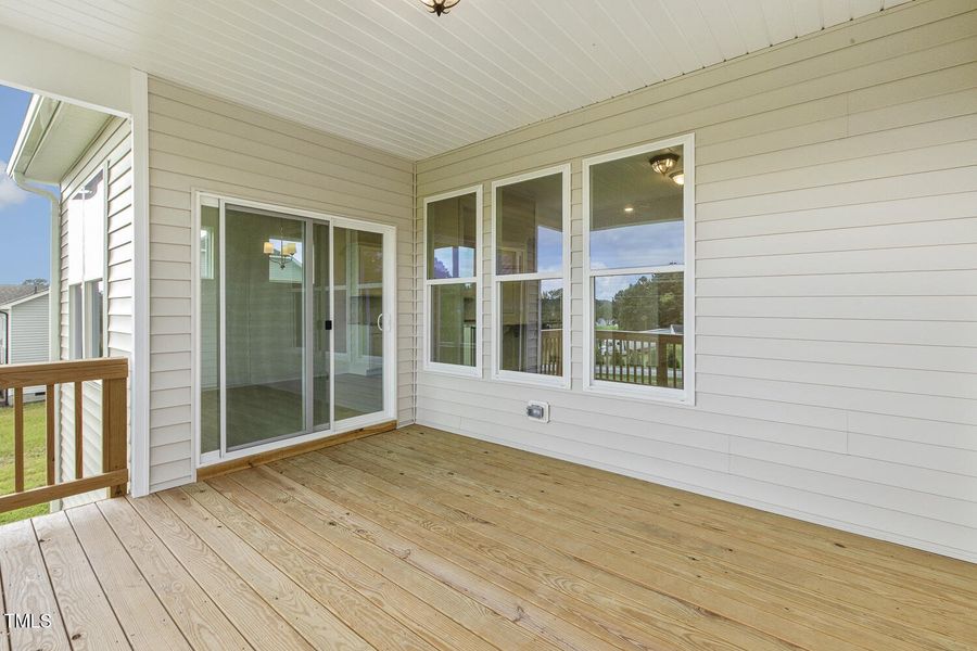 041_54715775837_o 041_54715775837_o