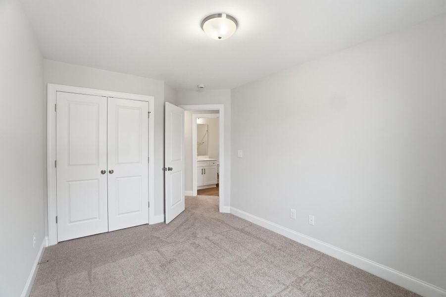 Spacious, unfurnished interior of a new home in Harrisburg Village Townhomes, Harrisburg (Image 35).