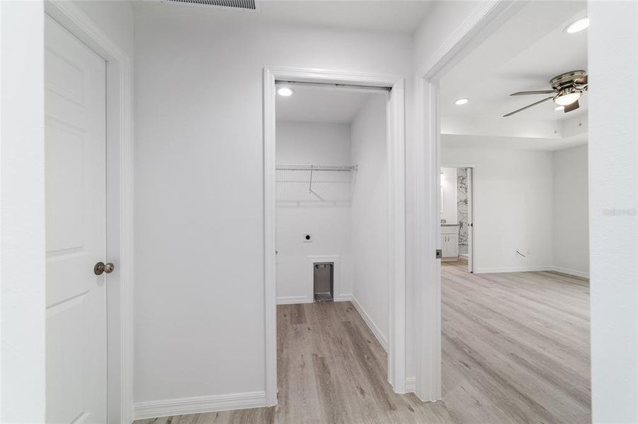 Spacious, unfurnished interior of a new home in , Silver Springs (Image 43).