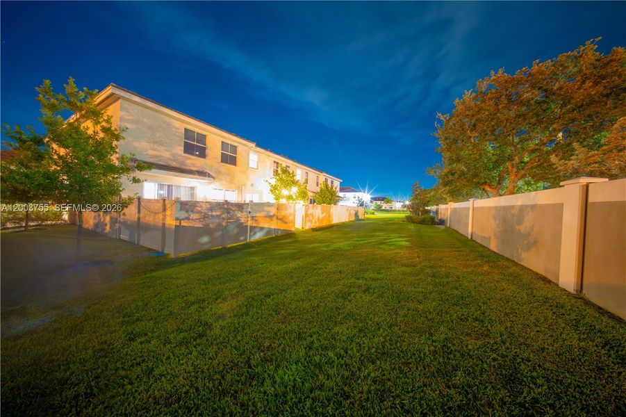 Exterior details and patio area of a home in , Pembroke Pines (Image 30).
