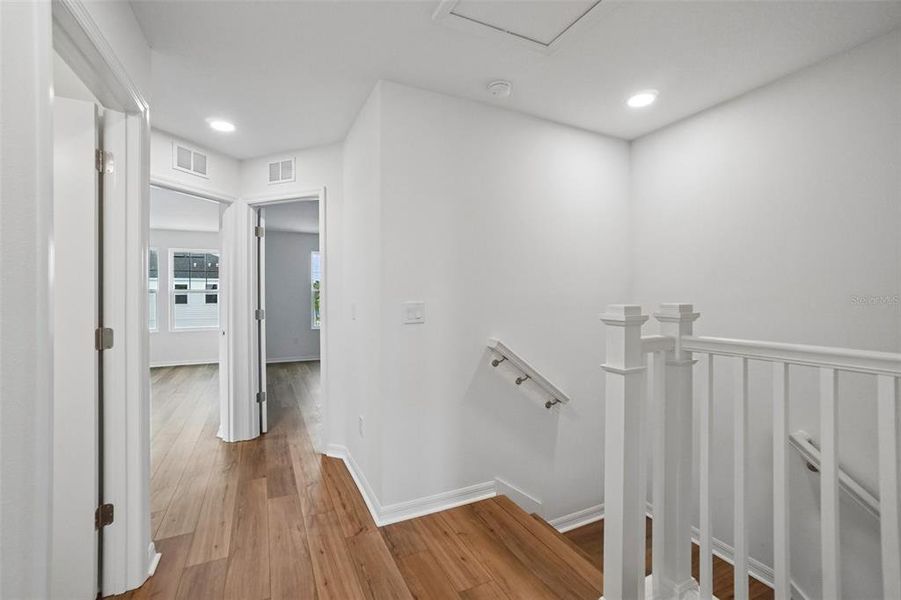 Spacious, unfurnished interior of a new home in Twin Oaks, Zephyrhills (Image 21).