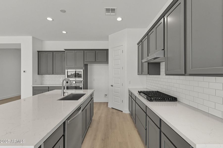 13-web-or-mls-Ardmore-13