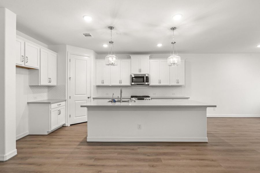 Note: Sample product photo. Actual exterior and interior selections may vary by homesite. Photo may be virtually staged Note: Sample product photo. Actual exterior and interior selections may vary by homesite. Photo may be virtually staged