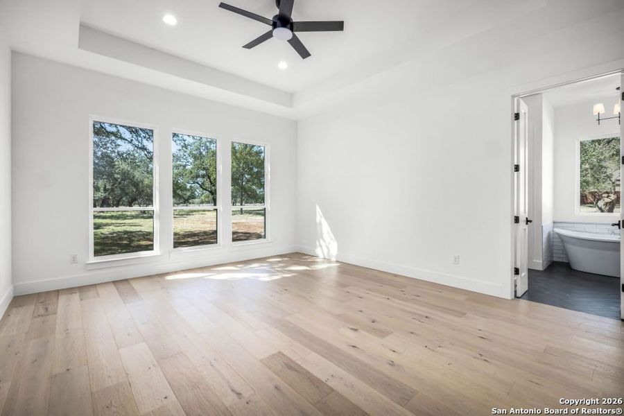 Spacious, unfurnished interior of a new home in , New Braunfels (Image 25).