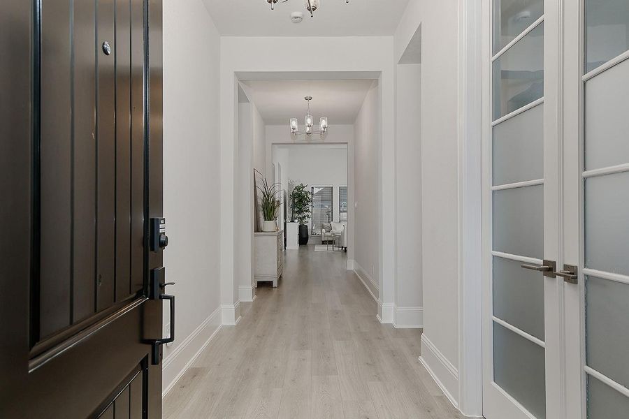 Spacious, unfurnished interior of a new home in The Highlands - 65', Porter (Image 20). Spacious, unfurnished interior of a new home in The Highlands - 65', Porter (Image 20).