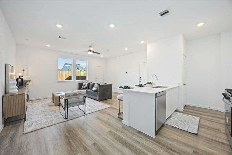 Furnished interior view inside a new home in Mansfield Estates, Houston (Image 14).