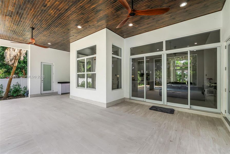 Exterior details and patio area of a home in , Biscayne Park (Image 25).