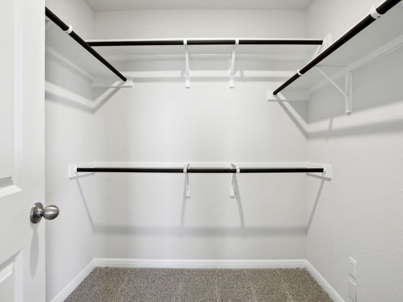 Spacious, unfurnished interior of a new home in Waterstone Village, Kyle (Image 10).