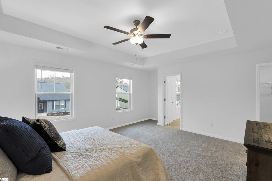 Furnished interior view inside a new home in Sedona, Greenville (Image 13).