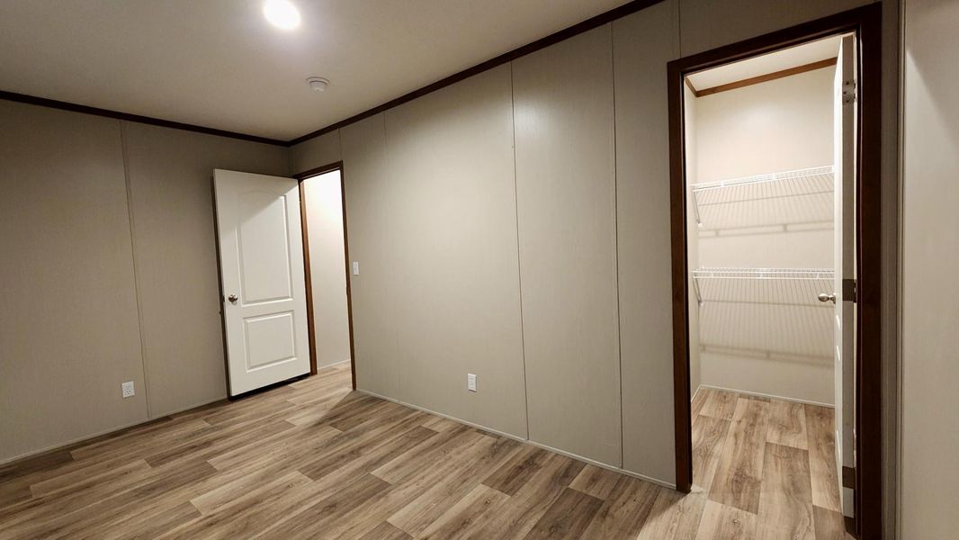 Guest Room Guest Room