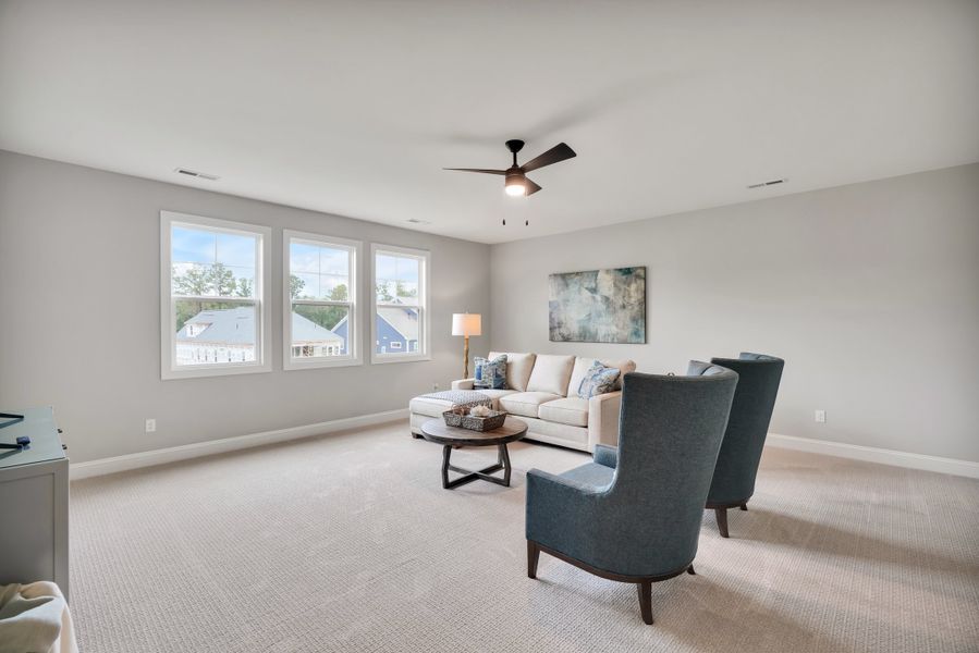 Representative furnished interior of a home built from the Lumina Island by Kent Homes in Oyster Harbour, Supply (Image 106).