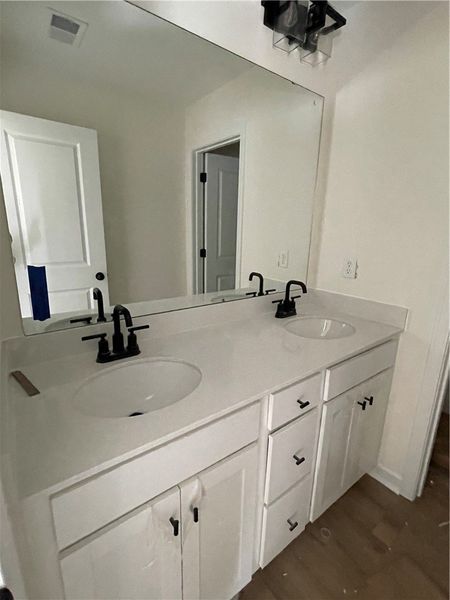 Image 18 of a home in Springwood Grove.