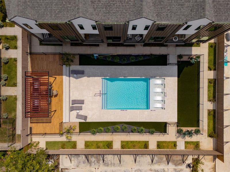 Community amenities in , Dallas (Image 30).