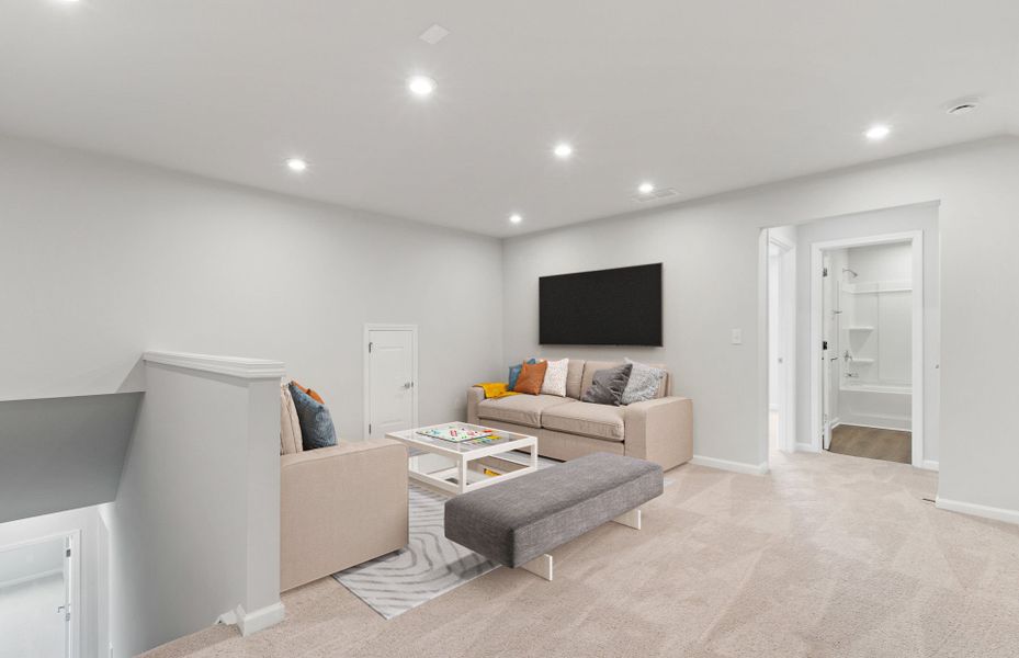 Representative furnished interior of a home built from the Rosemont by Pulte Homes in Bennett Park, Grayson (Image 38).