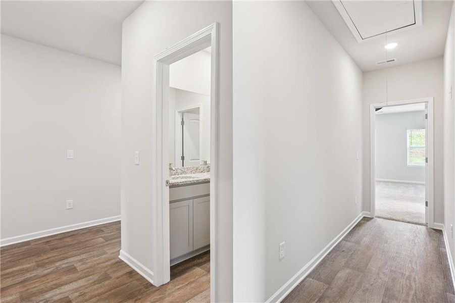 Spacious, unfurnished interior of a new home in Conner Springs, Social Circle (Image 24).