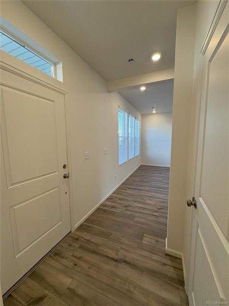 Spacious, unfurnished interior of a new home in Green Valley Ranch, Aurora (Image 17).
