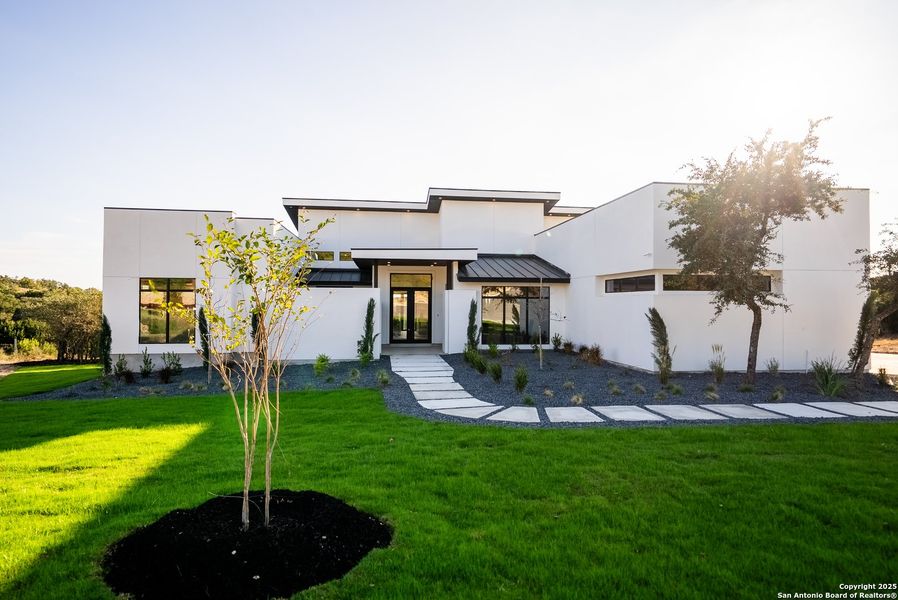 Exterior details and patio area of a home in , San Antonio (Image 4). Exterior details and patio area of a home in , San Antonio (Image 4).