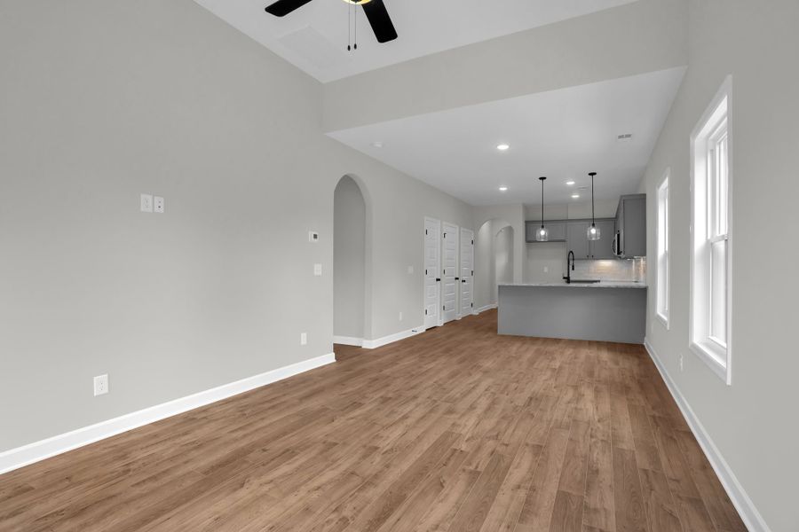 Interior photo of a similar plan (The Charleston). Features & selections may vary. Interior photo of a similar plan (The Charleston). Features & selections may vary.