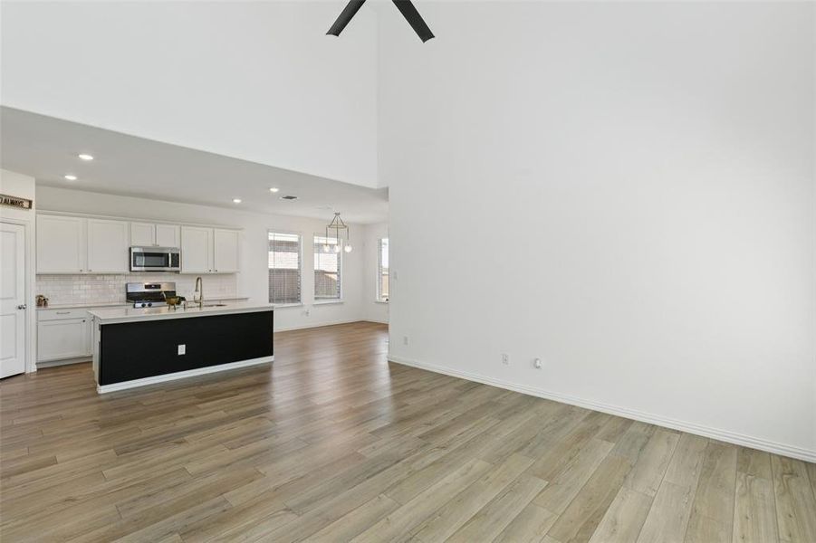 Image 30 of a home in Wildflower Ranch: Lonestar Collection. Image 30 of a home in Wildflower Ranch: Lonestar Collection.