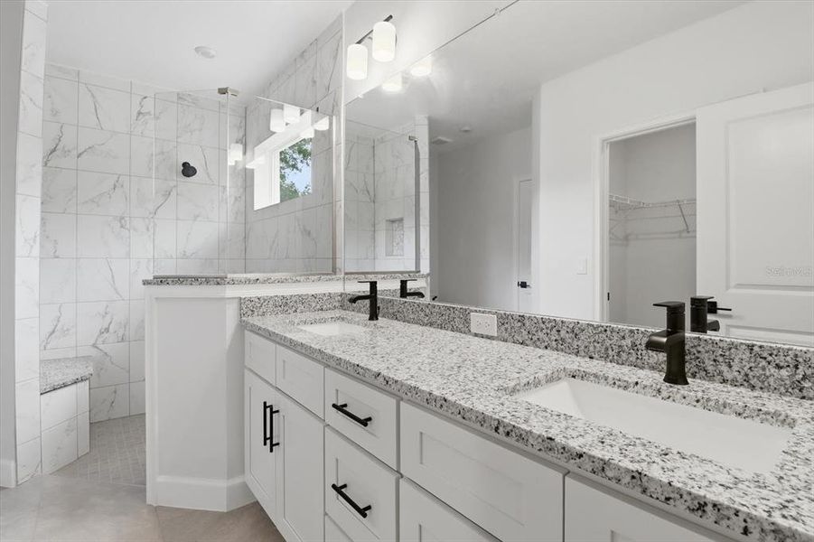 Furnished interior view inside a new home in , Dunnellon (Image 9).