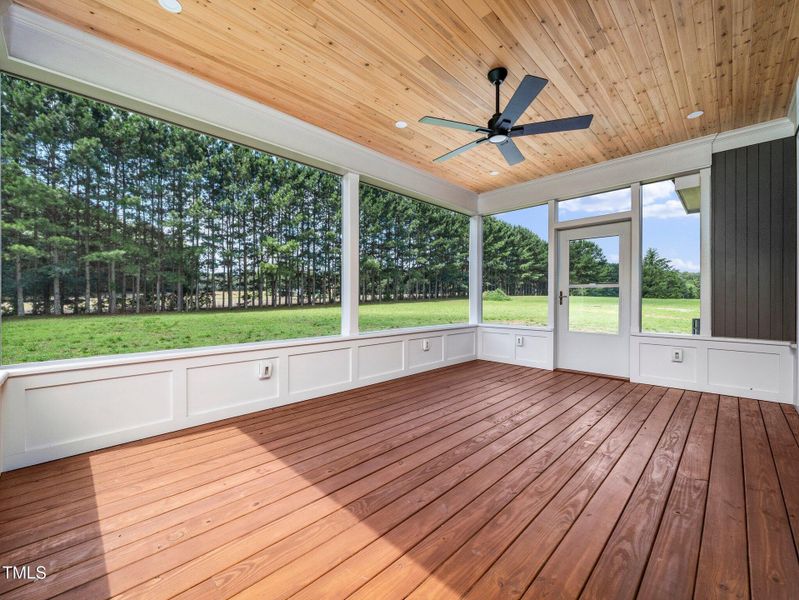 4BDFBF8E-83CA-4A91-9EA2-9B5BFE2E47B3