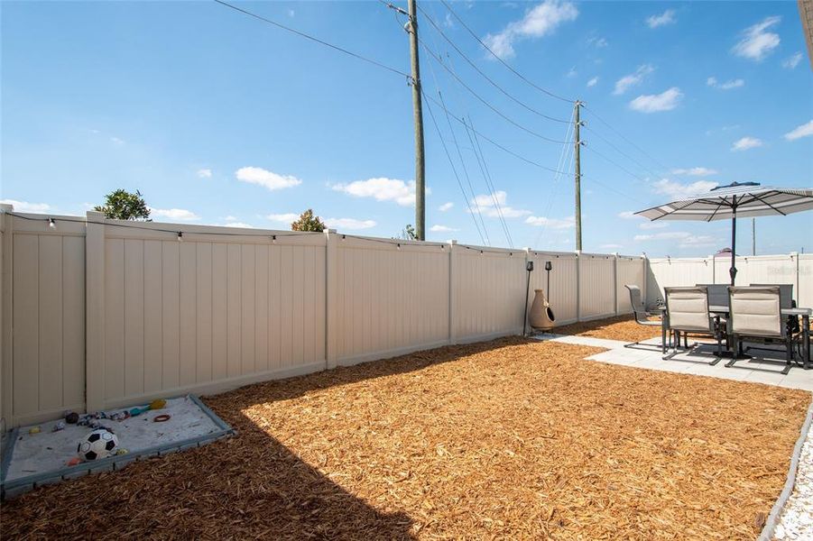 Exterior details and patio area of a home in , Winter Haven (Image 21).
