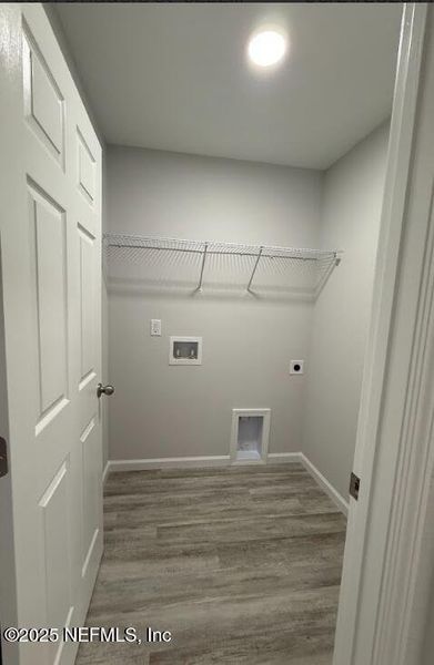 Spacious, unfurnished interior of a new home in , Jacksonville (Image 16).