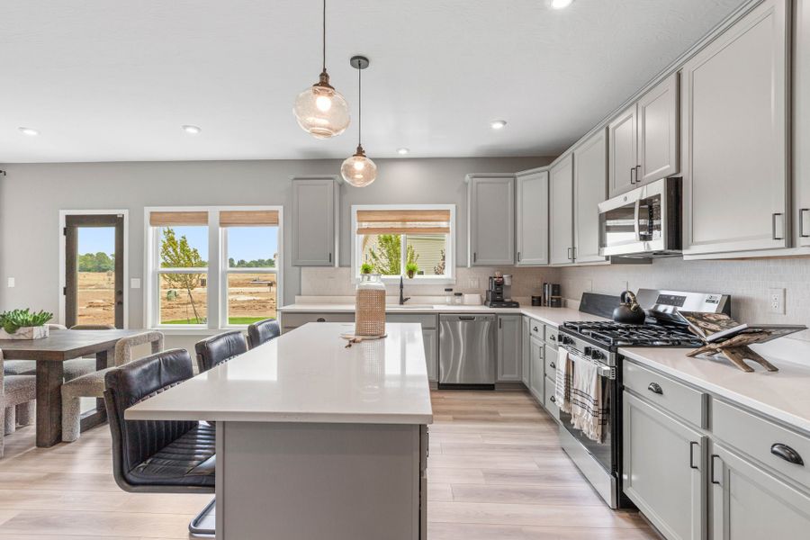 Representative furnished interior of a home built from the Breckenridge by Fischer Homes in Sage Woods, Dallas (Image 20).
