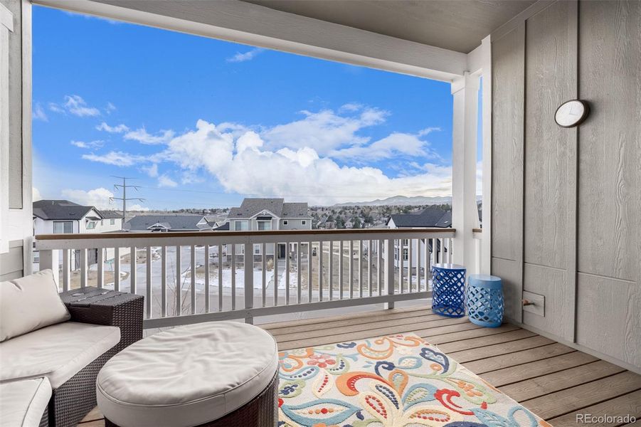 Exterior details and patio area of a home in Silver Leaf, Littleton (Image 4).