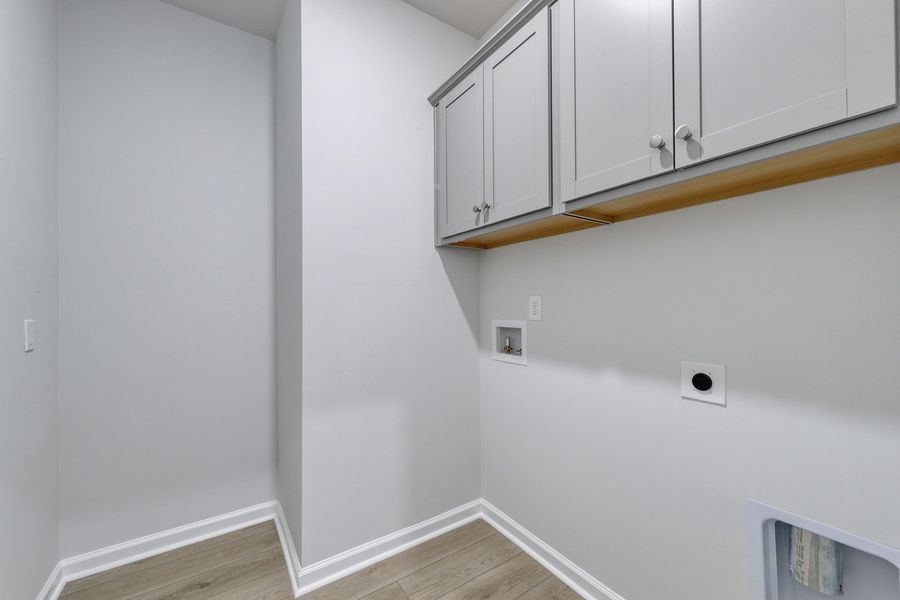 Spacious, unfurnished interior of a new home in Garden Grove, Conway (Image 26).