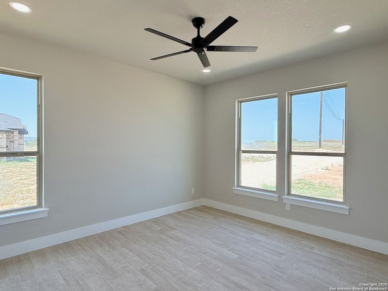 Spacious, unfurnished interior of a new home in , La Vernia (Image 18). Spacious, unfurnished interior of a new home in , La Vernia (Image 18).