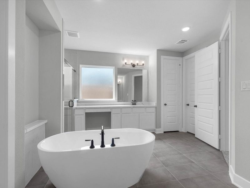 Representative image. Features, specifications, selections and colors may vary. Representative image. Features, specifications, selections and colors may vary.