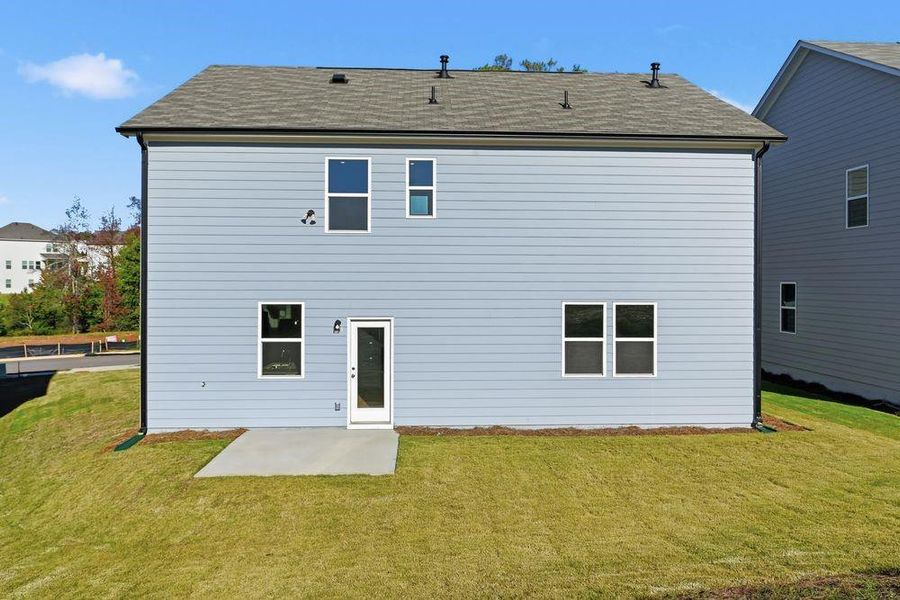 Exterior details and patio area of a home in Falls Creek, Flowery Branch (Image 2).