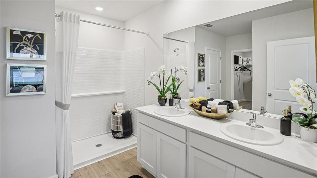 Furnished interior view inside a new home in Seagrass - Express & Tradition, Punta Gorda (Image 16). Furnished interior view inside a new home in Seagrass - Express & Tradition, Punta Gorda (Image 16).