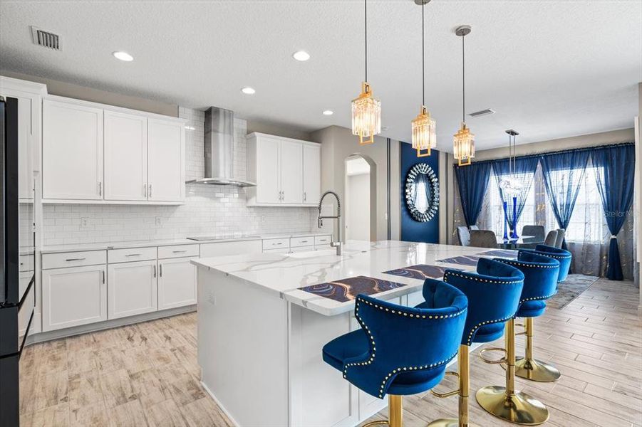 Eat-In Kitchen Island